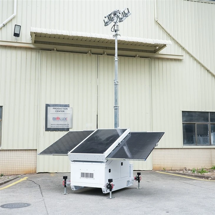Three Solar Panels HiSKID Mobile Solar Light Tower best